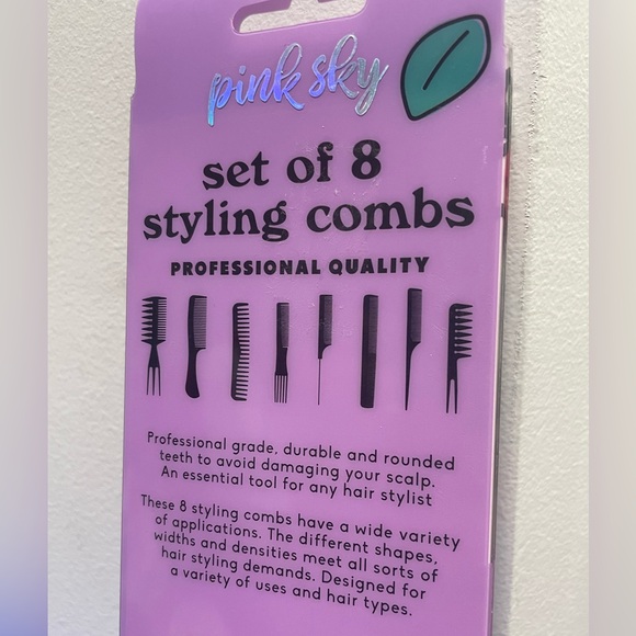 NWT Set of 8 Professional Lightweight & Durable Material Hair Styling Combs - Picture 6 of 9